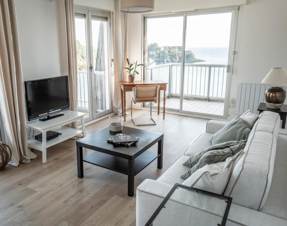 Appartement Pied Dans L'Eau - La Comtesse Saint-Quay-Portrieux Exterior foto